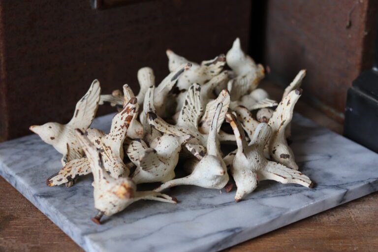 Lysanders Antiques - Sawbridgeworth - Hertfordshire